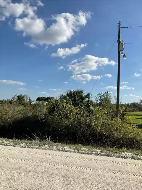 18924 NW 288th St, Okeechobee, FL 34972 photo 1
