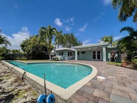 1712 NE 28th Dr, Wilton Manors, FL 33334