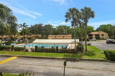 3966 Cocoplum Cir UNIT E, Coconut Creek, FL 33063 photo 31