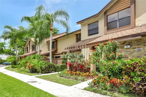 3966 Cocoplum Cir UNIT E, Coconut Creek, FL 33063 photo 2