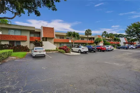 903 Cypress Ter #205, Pompano Beach, FL 33069