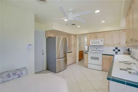 4014 Pierce St, Hollywood, FL 33021 photo 17