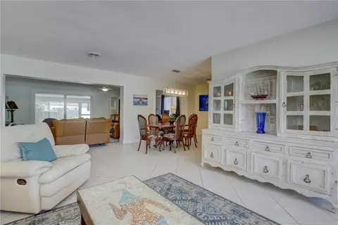 4014 Pierce St, Hollywood, FL 33021 photo 10
