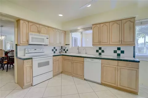 4014 Pierce St, Hollywood, FL 33021 photo 18