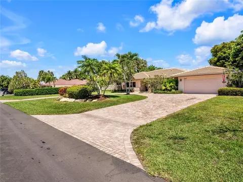 3165 Estates Dr, Pompano Beach, FL 33069 photo 6