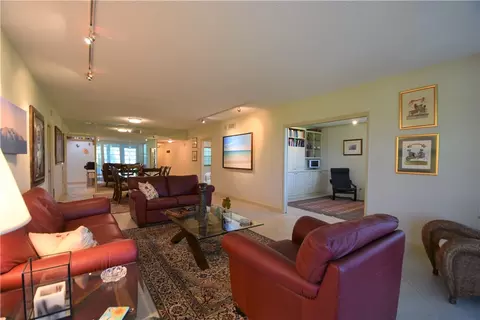 802 Cypress Grove Ln #108, Pompano Beach, FL 33069 photo 17