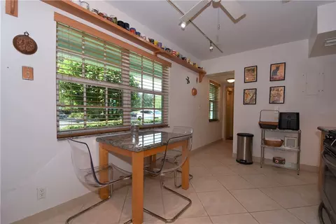 802 Cypress Grove Ln #108, Pompano Beach, FL 33069 photo 10