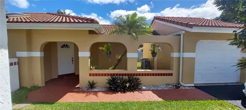 1285 Seagrape Cir, Weston, FL 33326