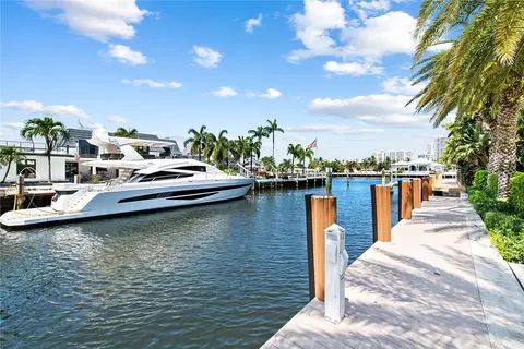 3081 NE 41st St, Fort Lauderdale, FL 33308