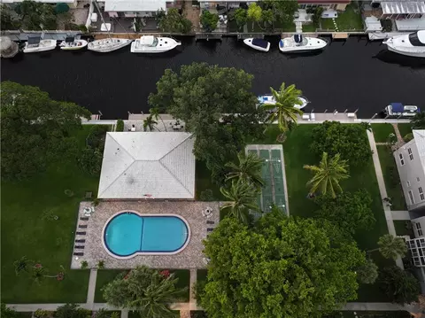 1100 SW 12th St #301, Fort Lauderdale, FL 33315