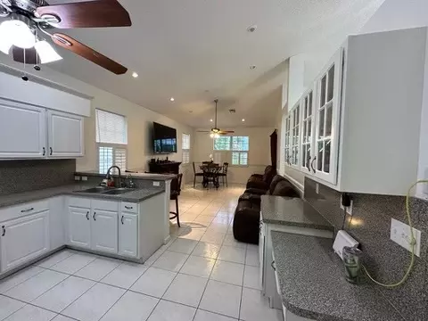 7611 Eagle Point Dr, Delray Beach, FL 33446 photo 9