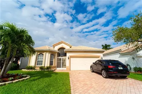 7611 Eagle Point Dr, Delray Beach, FL 33446 photo 2