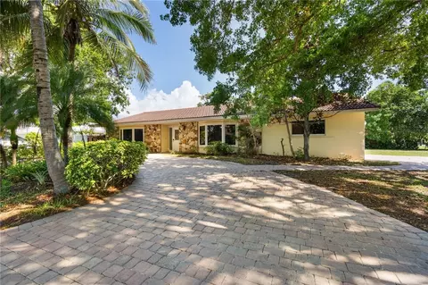 2265 NE 30th Ct, Lighthouse Point, FL 33064 photo 3