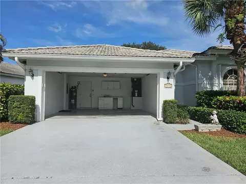 7276 SE Magellan Ln, Stuart, FL 34997 photo 2