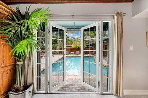 2225 NW 4th Ave, Wilton Manors, FL 33311