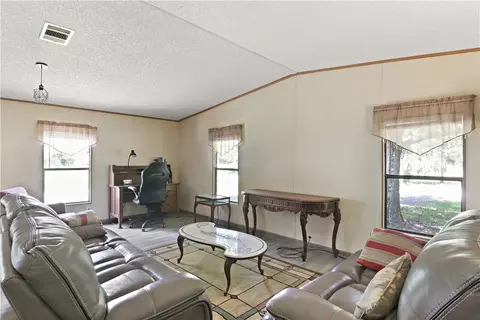 5630 Cypress Dr, Okeechobee, FL 34972 photo 6
