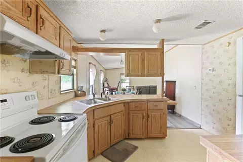 5630 Cypress Dr, Okeechobee, FL 34972 photo 10