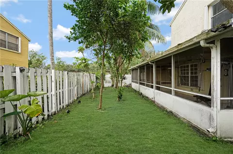 2710 River Run Cir E, Miramar, FL 33025 photo 27