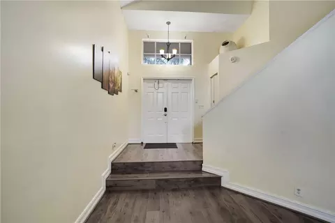 2710 River Run Cir E, Miramar, FL 33025 photo 4