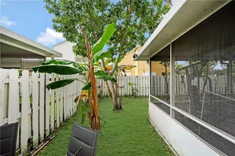 2710 River Run Cir E, Miramar, FL 33025 photo 26