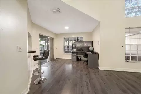 2710 River Run Cir E, Miramar, FL 33025 photo 10