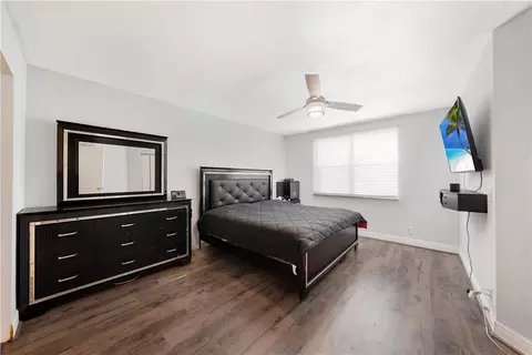 2710 River Run Cir E, Miramar, FL 33025 photo 15