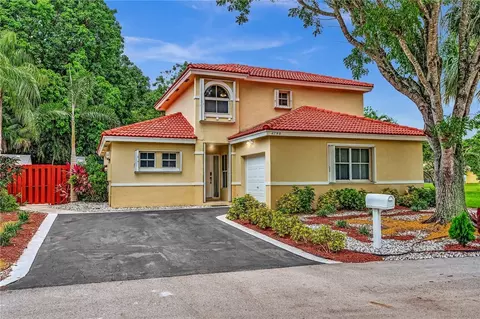 4798 NW 5th Ct, Coconut Creek, FL 33063