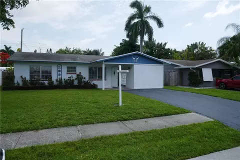 2001 NW 38 St, Oakland Park, FL 33309