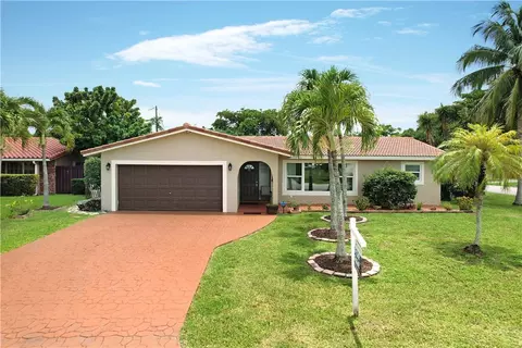 7810 NW 38th St, Coral Springs, FL 33065