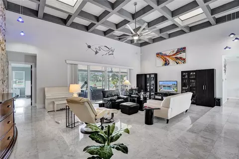 3105 Estates Dr, Pompano Beach, FL 33069 photo 11