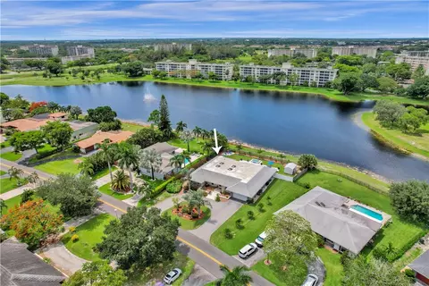 3105 Estates Dr, Pompano Beach, FL 33069 photo 3
