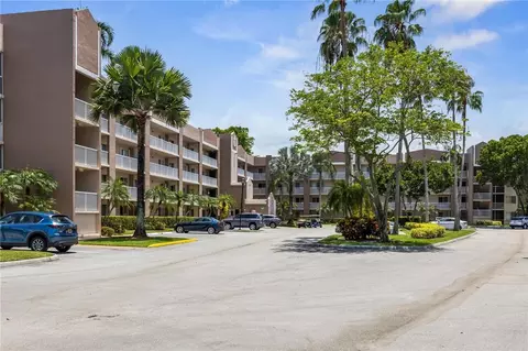 7811 Trent Dr #7811, Tamarac, FL 33321