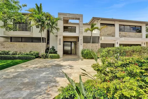 2808 NE 26th Pl, Fort Lauderdale, FL 33306