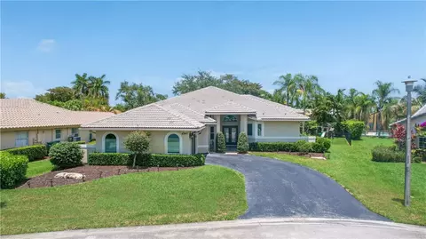 4945 NW 104th Way, Coral Springs, FL 33076