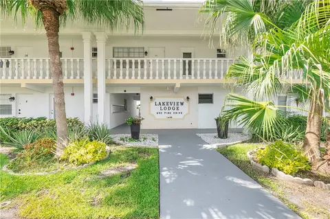650 Pine Dr #17, Pompano Beach, FL 33060 photo 13