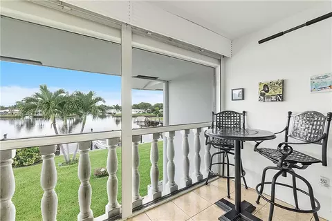 650 Pine Dr #17, Pompano Beach, FL 33060 photo 11