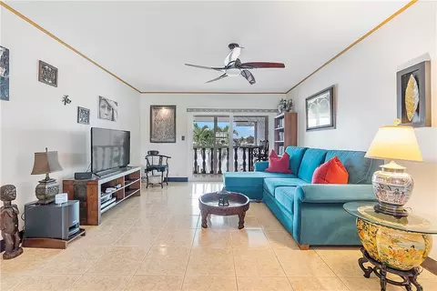 650 Pine Dr #17, Pompano Beach, FL 33060 photo 2