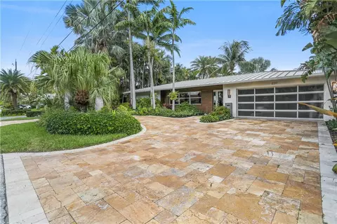 839 Dover St, Boca Raton, FL 33487