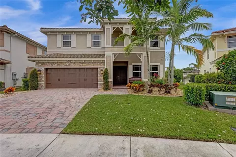 8581 Lakeside Dr, Parkland, FL 33076