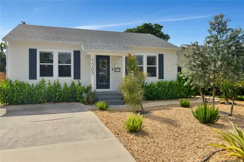 1305 N Palmway, Lake Worth, FL 33460