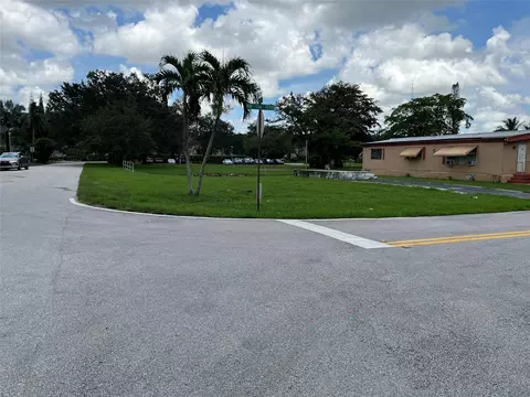 490 NW 134th Ter, Plantation, FL 33325