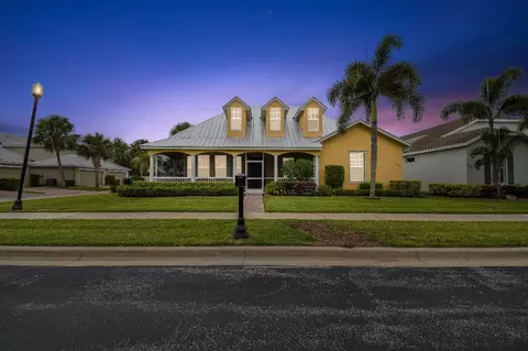 10451 SW Katrina Way, Port Saint Lucie, FL 34987