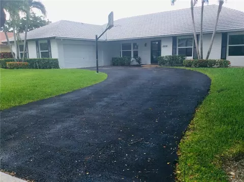 11030 NW 5th Ct, Coral Springs, FL 33071