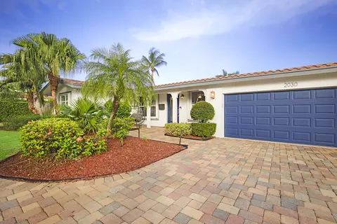 2030 NE 30th St, Lighthouse Point, FL 33064 photo 2
