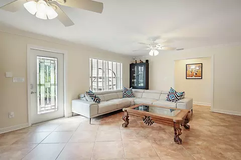 2030 NE 30th St, Lighthouse Point, FL 33064 photo 7