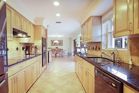 2030 NE 30th St, Lighthouse Point, FL 33064 photo 23