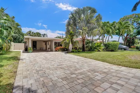 3628 NE 18th Ave, Oakland Park, FL 33334