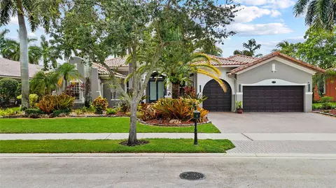 6830 NW 116th Ave, Parkland, FL 33076