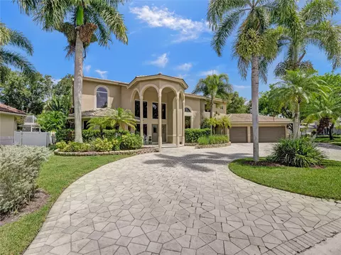 4222 NW 66th Ter, Coral Springs, FL 33067
