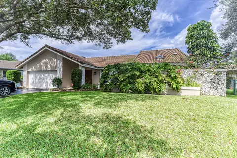1441 NW 100th Way, Plantation, FL 33322